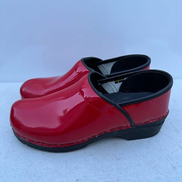 BJORK PROFESSIONAL PLUS Women's Patent Leather Clogs Size 40 USA 9 - Picture 4 of 8